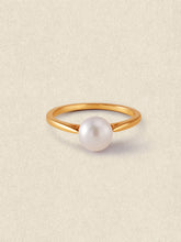 Lune Pearl Ring