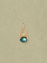 Stellaris Labradorite Pendant