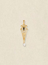 Australian Opal, Onyx & Freshwater Pearl Pendant – Nocturne