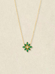 Cámellia Emerald Pearl Necklace
