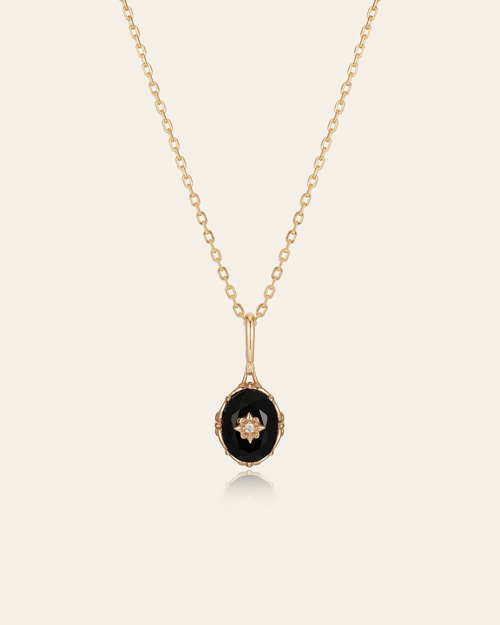 Noir Stella Onyx Necklace - CAMELLIA