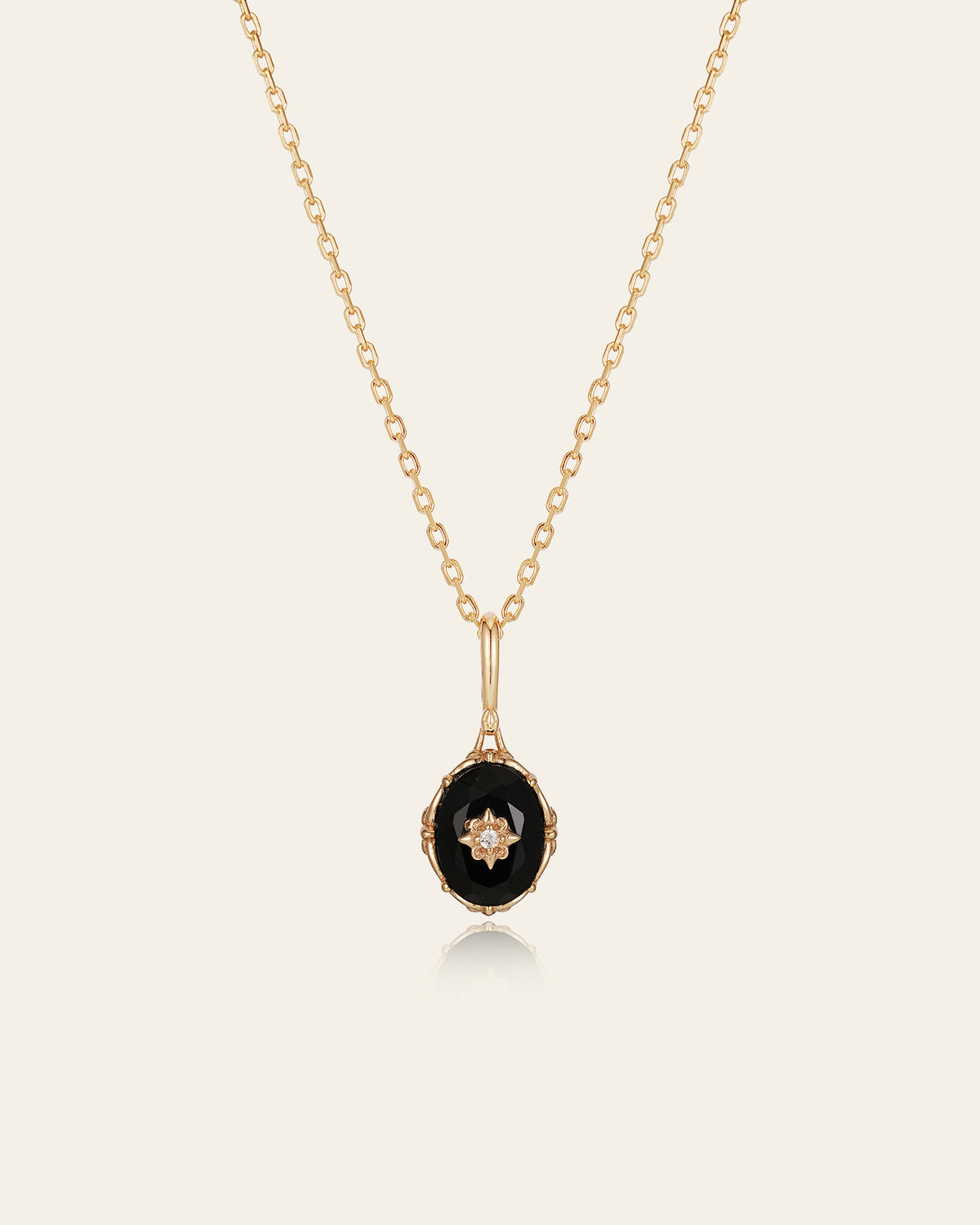 Noir Stella Onyx Necklace - CAMELLIA