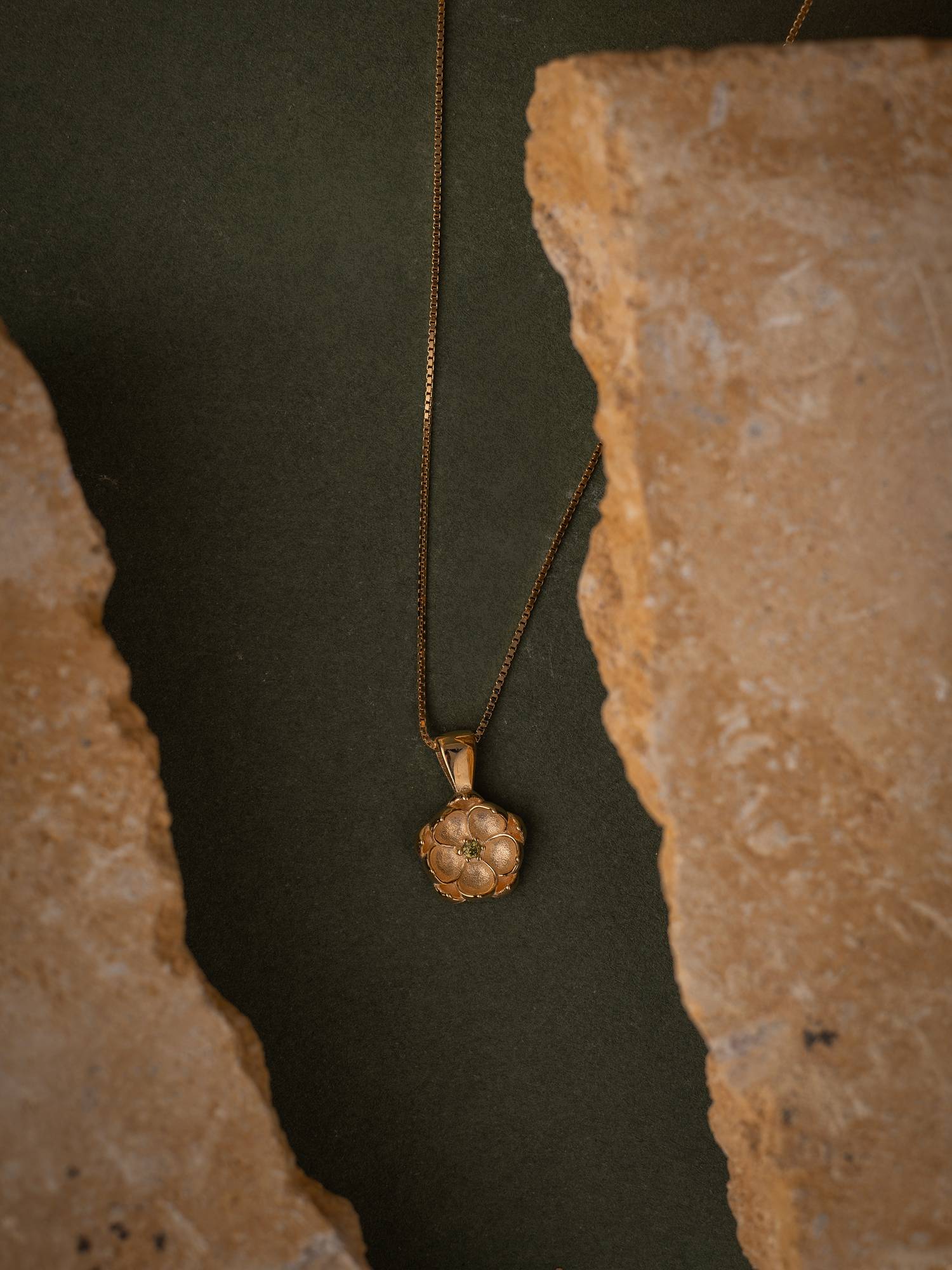 Elsa Poppy Peridot Necklace - CAMELLIA Yellow Gold