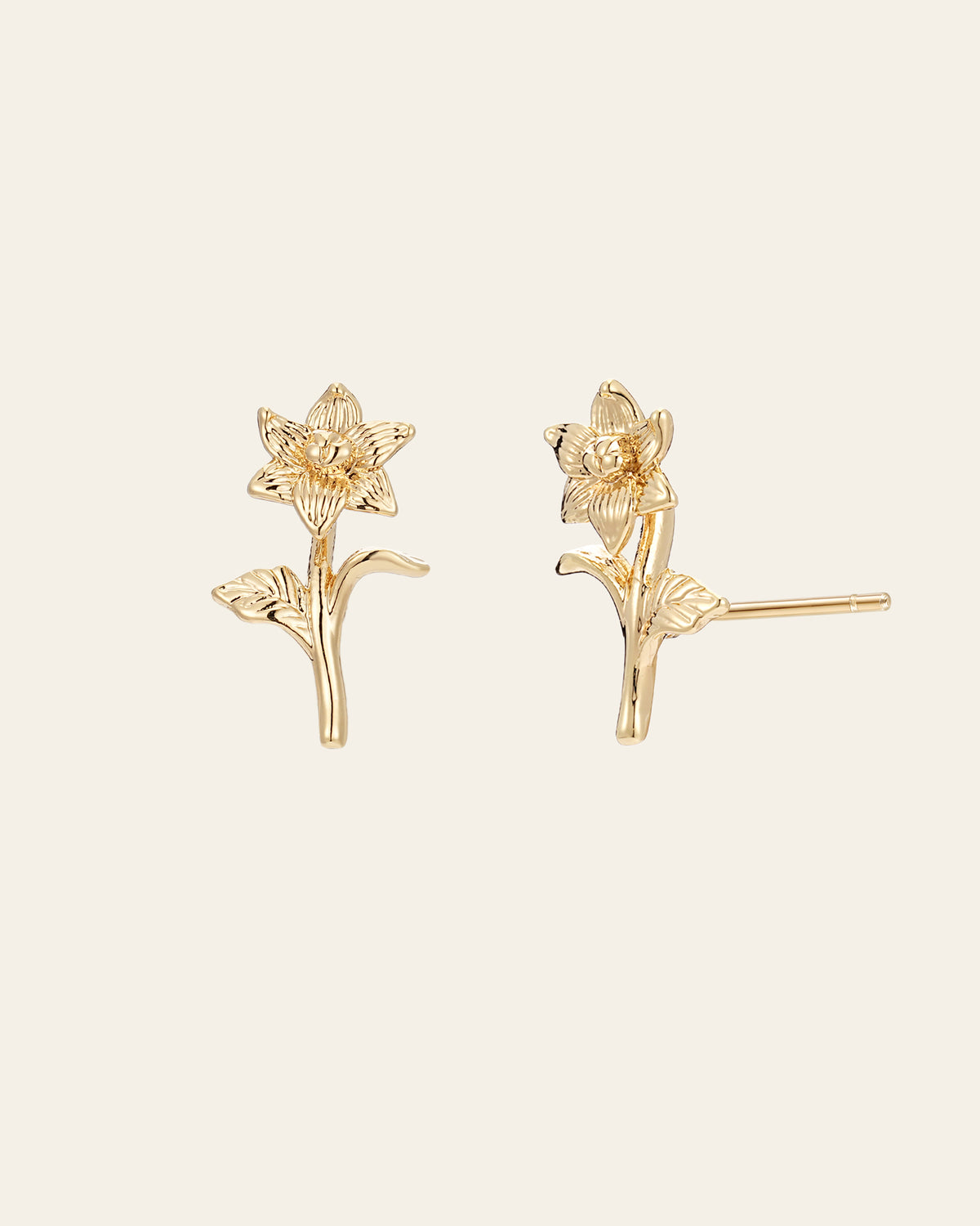 Hebe Daffodil Leaf Earrings