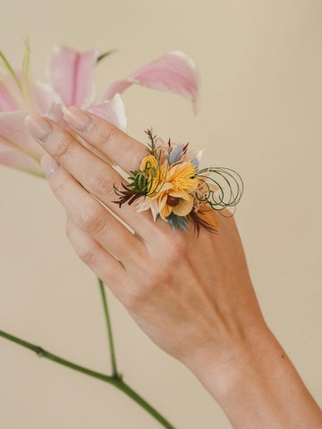 A Sea of Color Flower Ring