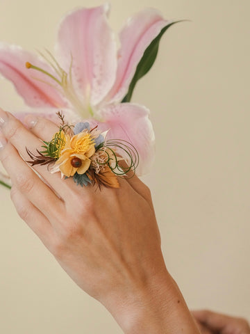 A Sea of Color Flower Ring