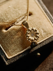 Elsa Daisy Diamond Earrings - CAMELLIA White Gold