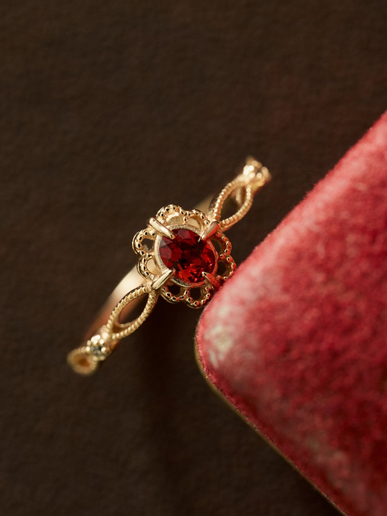 Regal Rosette Garnet Jewelry Set - CAMELLIA 5