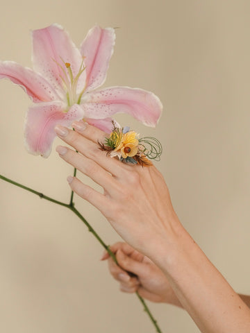 A Sea of Color Flower Ring