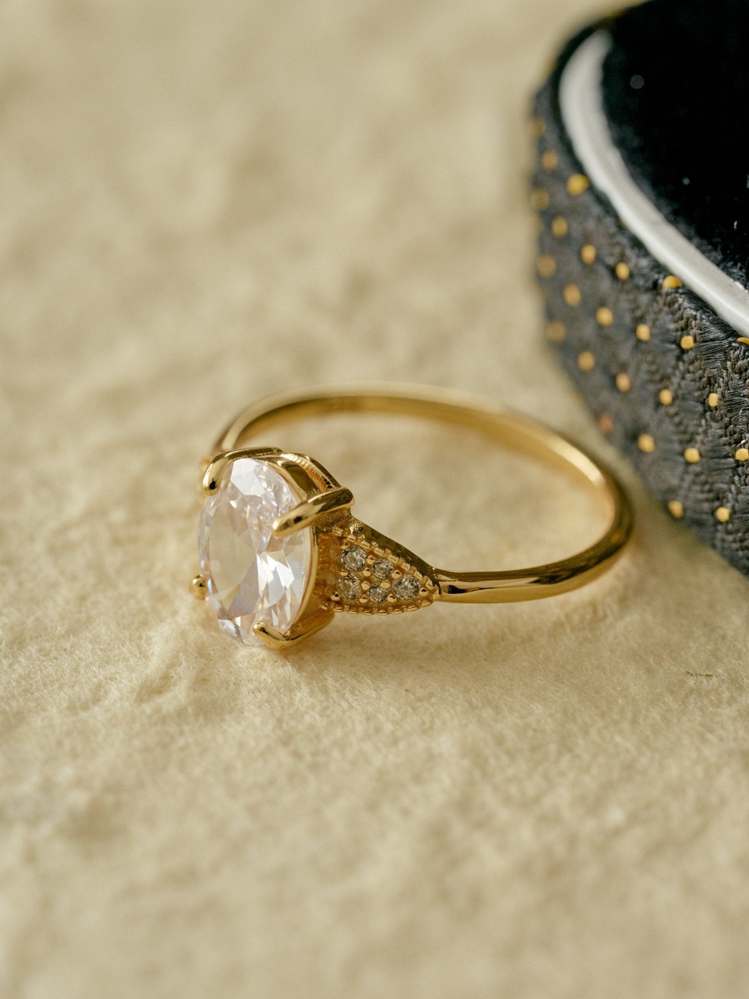 Aurora Grace Ring - CAMELLIA 6