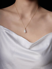 Alyssa Barquoe Pearl Necklace - CAMELLIA