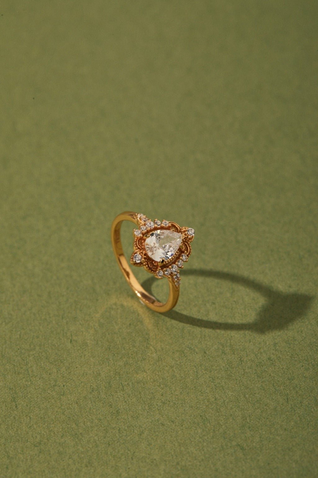 Aurélie Diamond Drop Ring - CAMELLIA 5