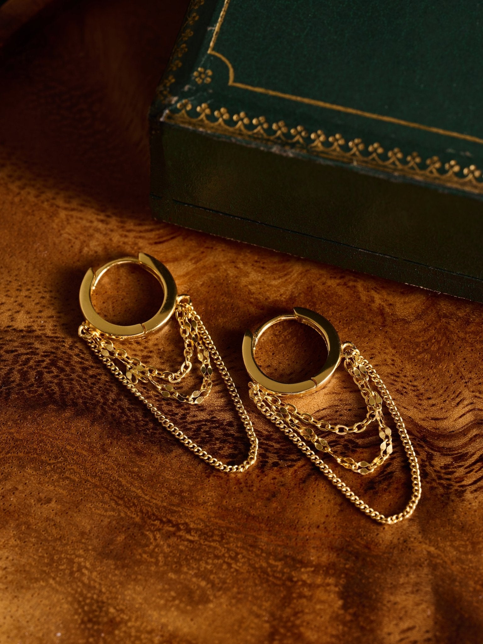 Sleeper Chain Hoop Earrings - CAMELLIA White Gold