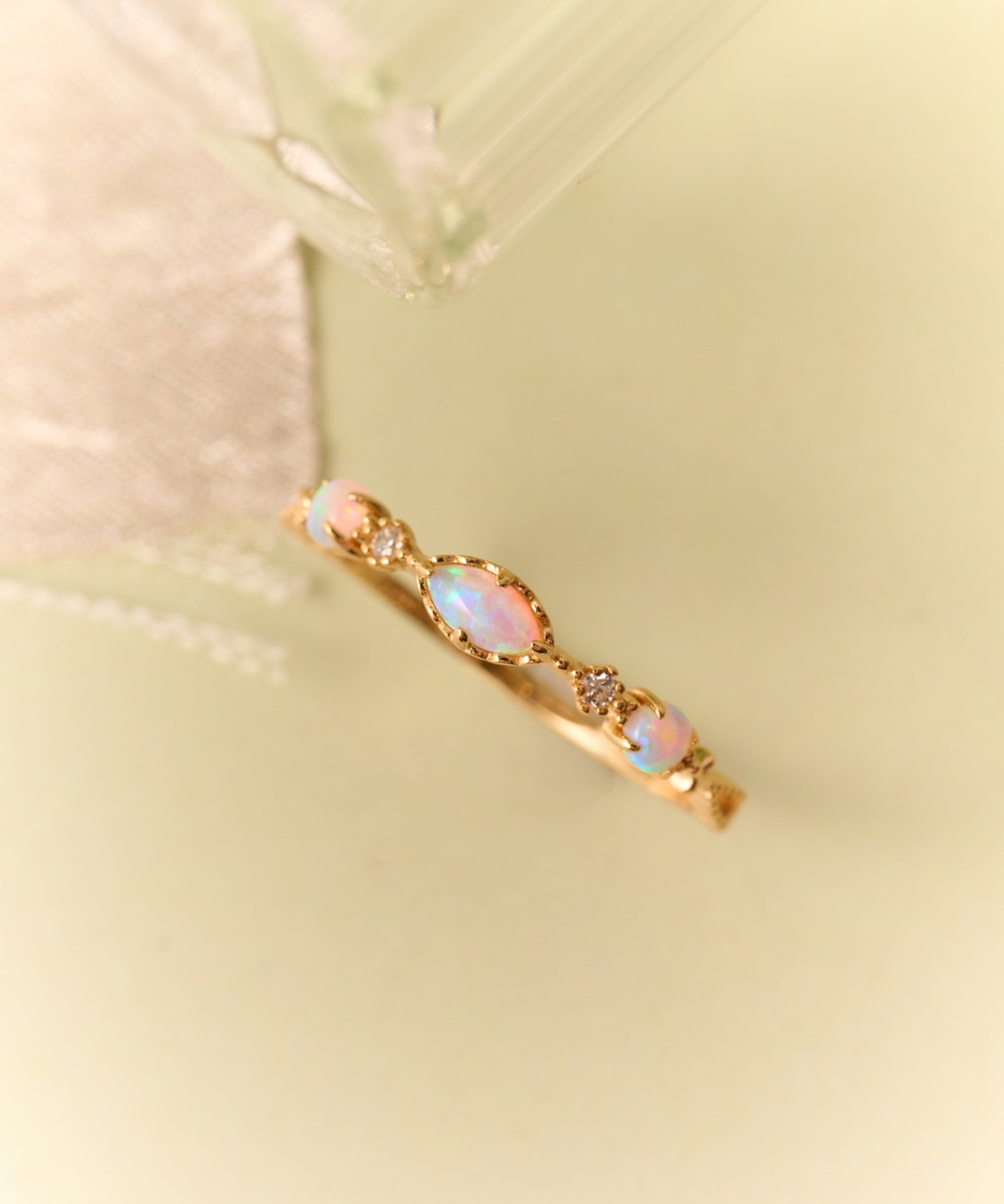 Eveline Opal Ring