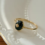Noir Stella Onyx Ring - CAMELLIA 6