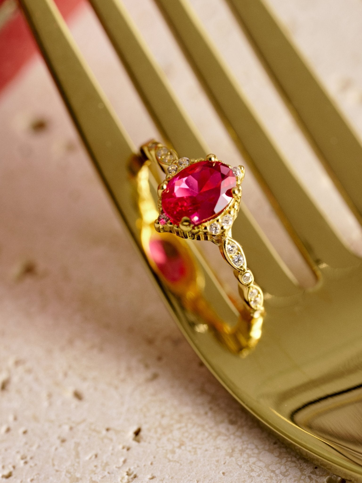 Verdure Ruby Ring - CAMELLIA 6 Gold