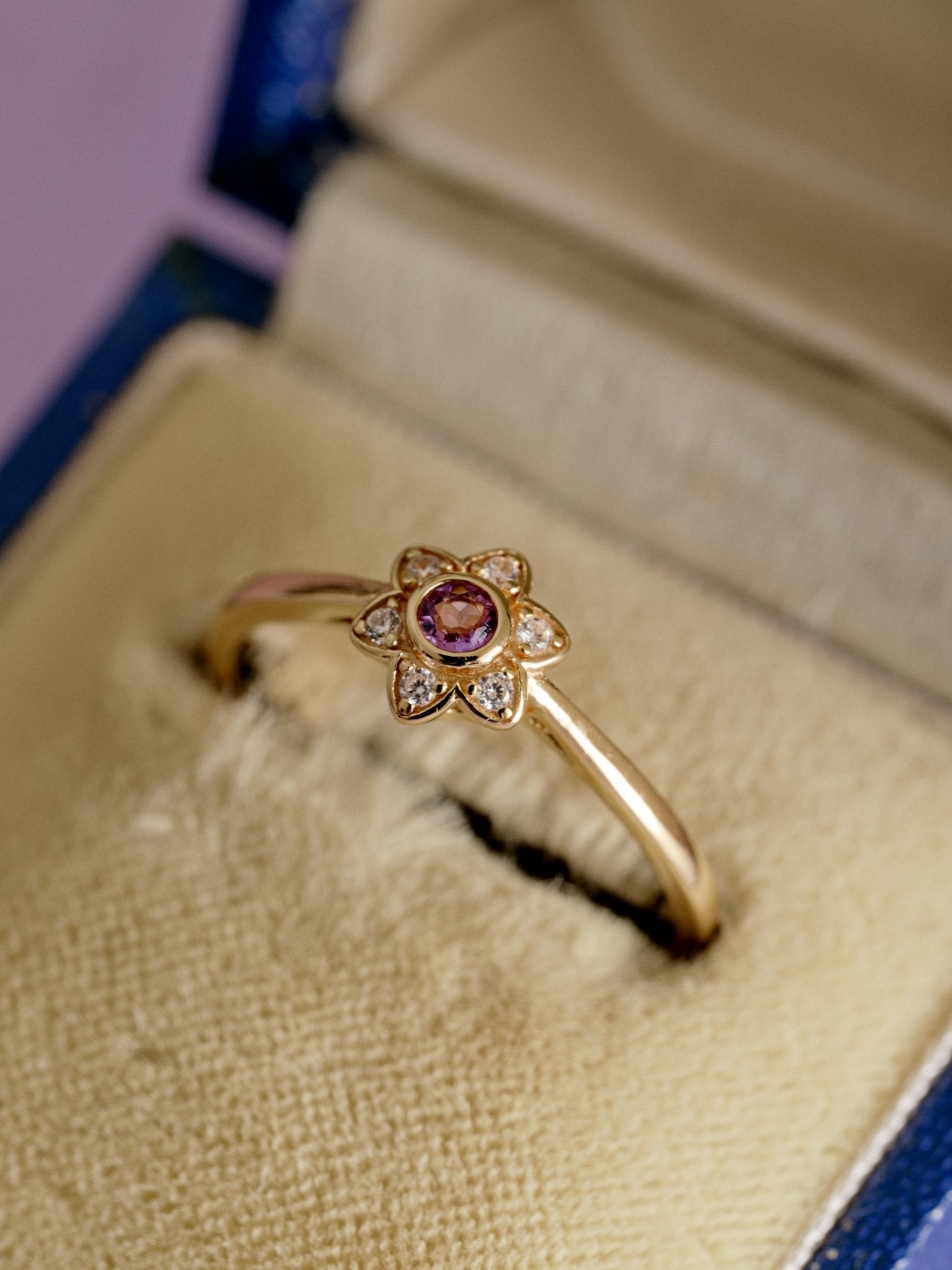 Fleur Lumiere Amethyst Ring