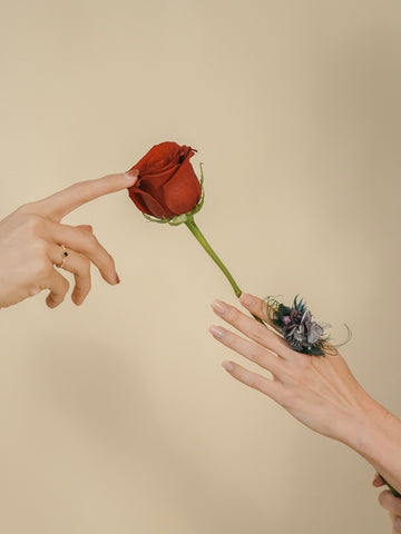 Black Purple Flower Ring