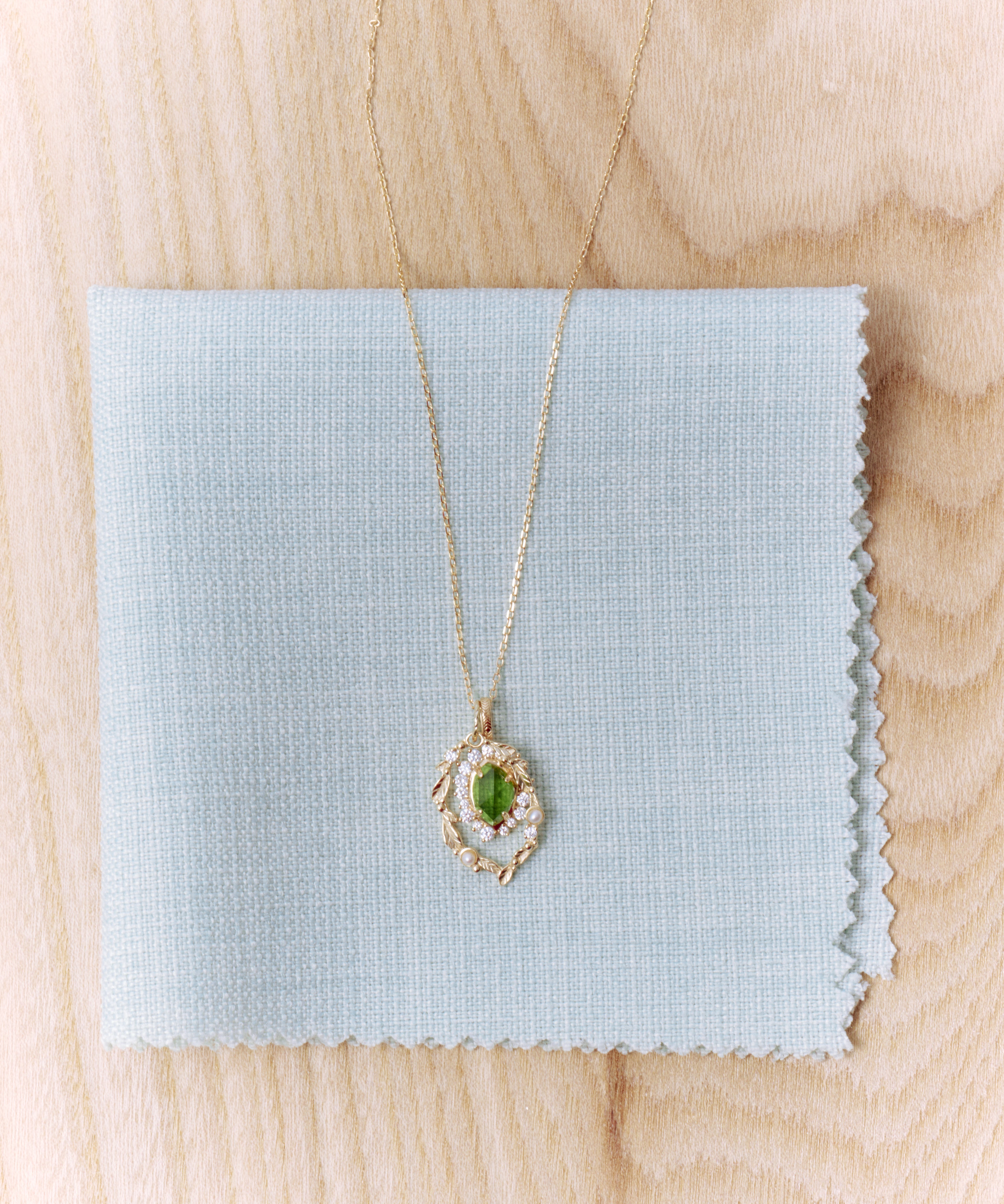 Laurel Peridot Necklace