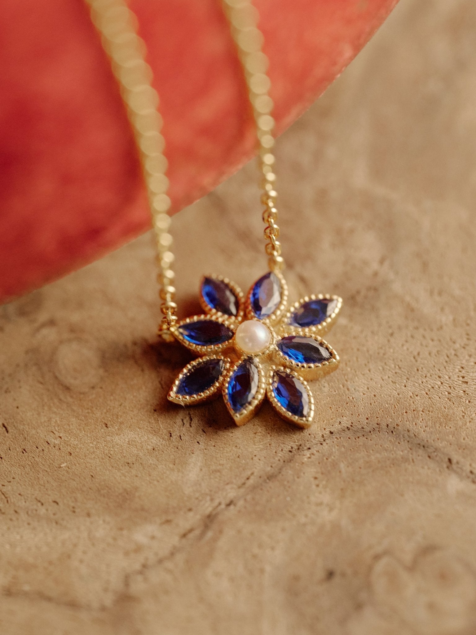 Cámellia Sapphire Pearl Necklace - CAMELLIA 18" Yellow Gold