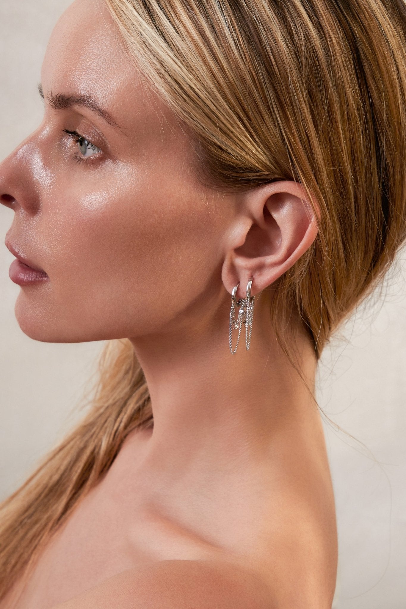 Sleeper Chain Hoop Earrings - CAMELLIA White Gold