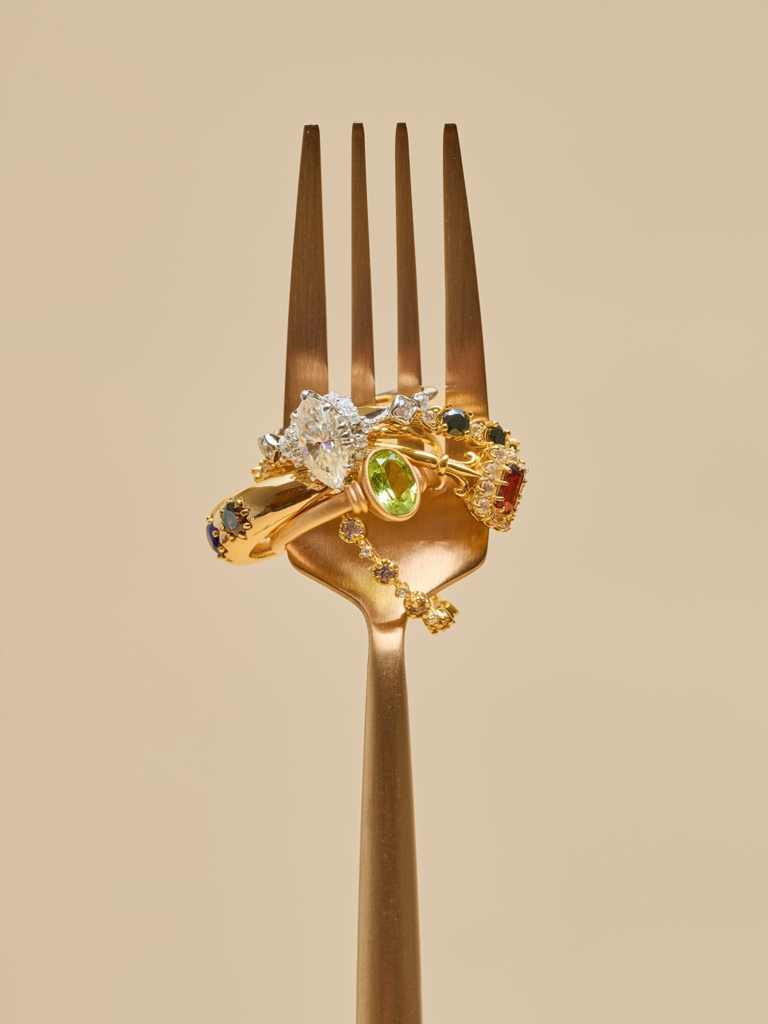 Eden Peridot Ring - CAMELLIA 5