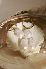 Elysia Pearl Earrings - CAMELLIA