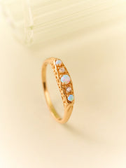 Lumière Opal Ring
