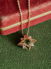 New York Emerald Pentagram Necklace - CAMELLIA 18"