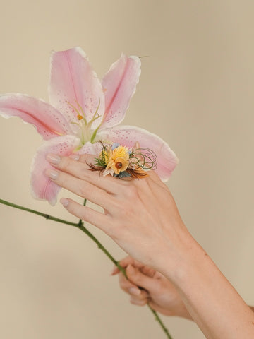 A Sea of Color Flower Ring