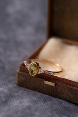 Verdantia Peridot Ring - CAMELLIA US 5