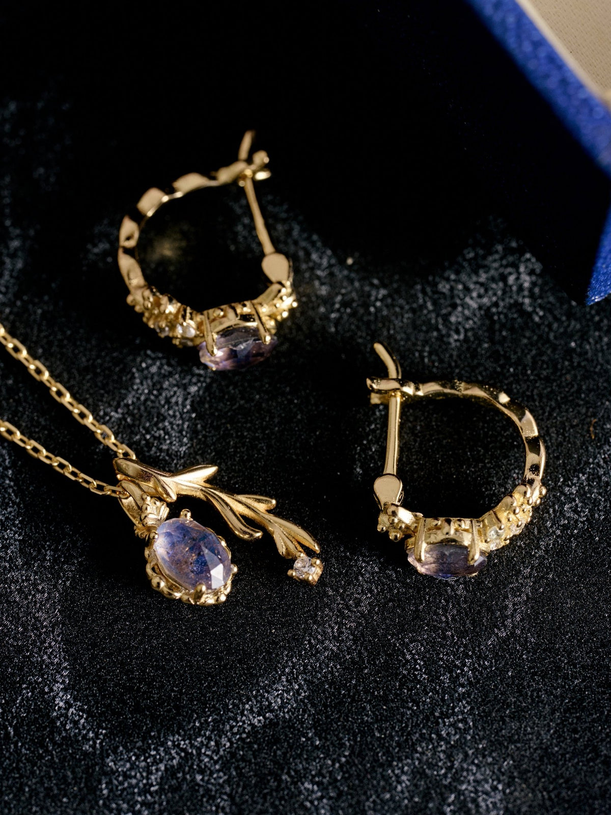 Celeste Lapis Leaf Necklace - CAMELLIA