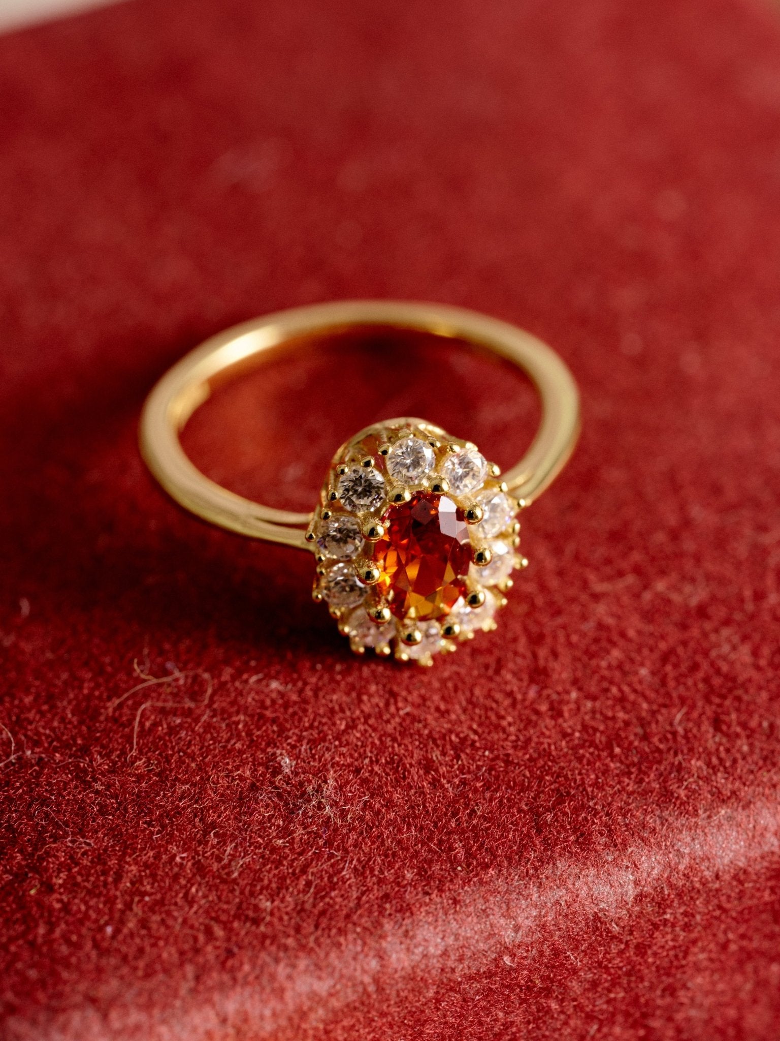 Garnet Couronne Ring - CAMELLIA 6
