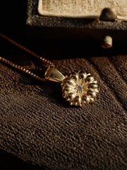 Elsa Daisy Diamond Necklace - CAMELLIA White Gold