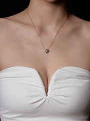 Cámellia Emerald Pearl Necklace - CAMELLIA 18" Yellow Gold