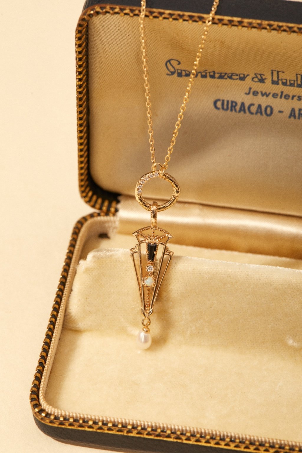Nocturne Opal Pearl Necklace - CAMELLIA Circle Chain