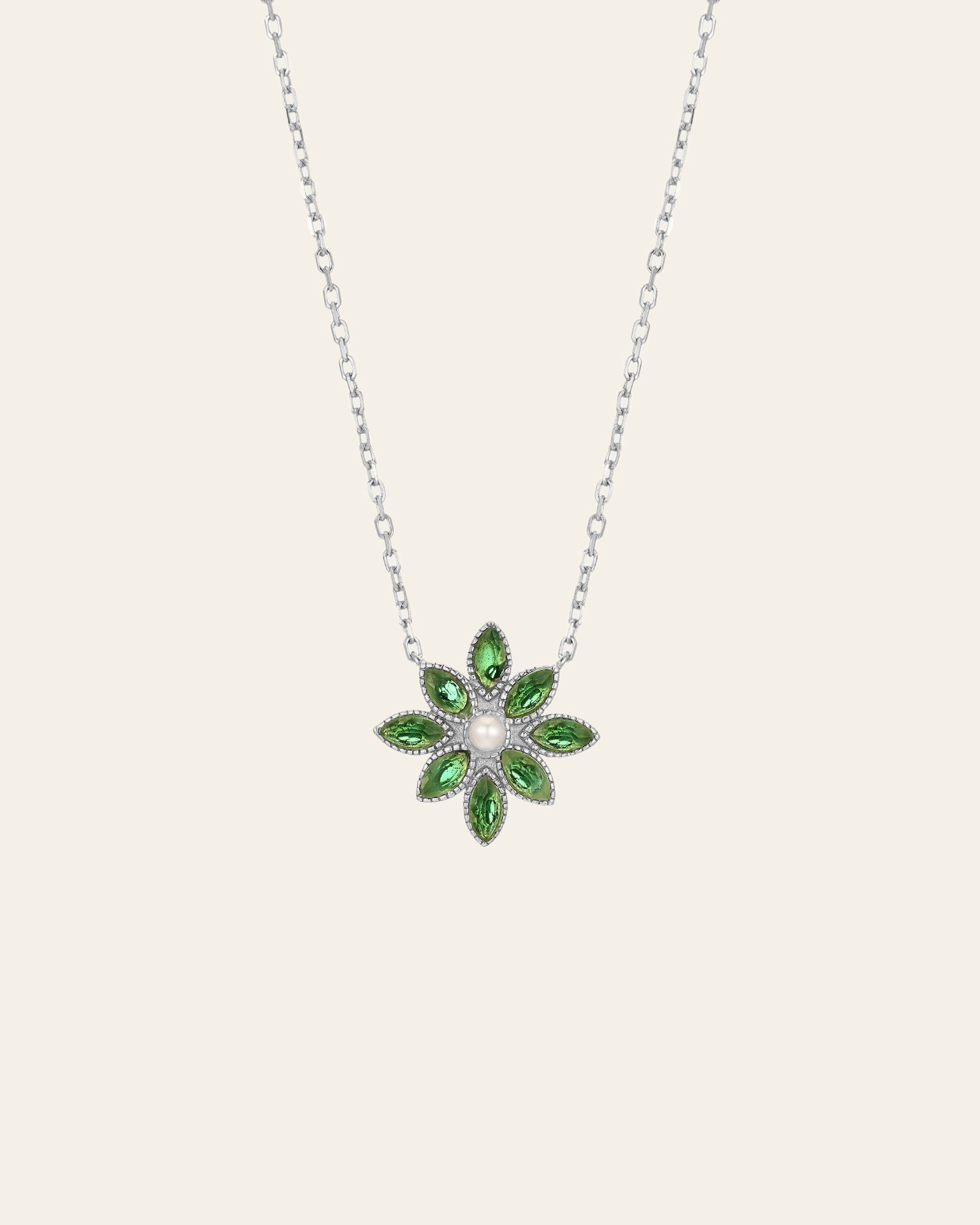 Cámellia Emerald Pearl Necklace - CAMELLIA 18" White Gold