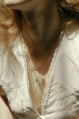 Cámellia Mother of Pearl Necklaces - CAMELLIA Emerald 18"