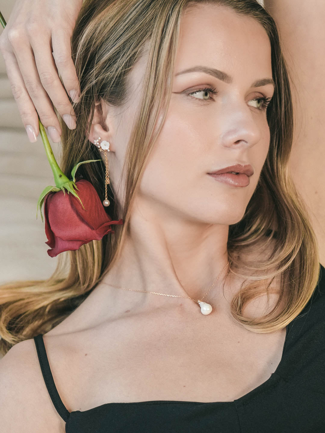 Flower Mother of Pearl Earrings